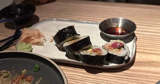 Review photo by Jizhou Hu