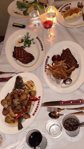 Review photo by Leza Dushaj