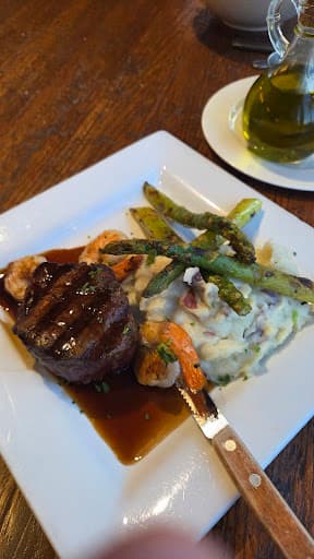 Review photo by Jose Jaramillo