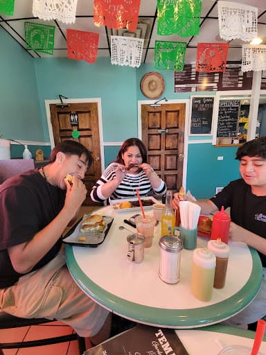 Review photo by Pullan chavez21
