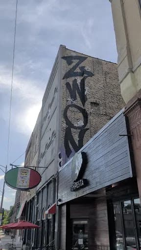 Review photo by Ryan Zoiss