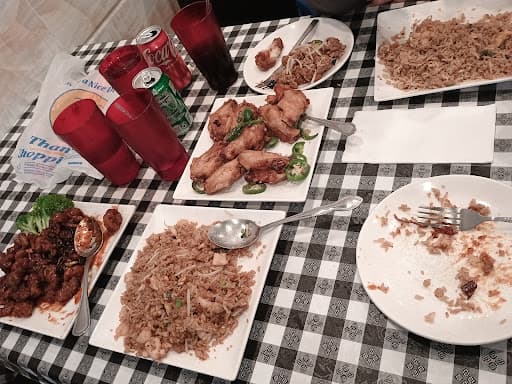 Review photo by ILLUS10N B