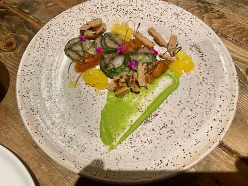 Review photo by Simon The NYC Cat!