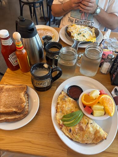 Review photo by Tabi Rose