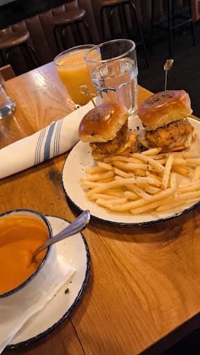Review photo by Prescillia Cherfils