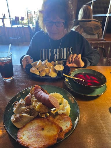 Review photo by Tim and Sue Beckers