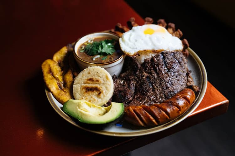 ArePA George Cantina