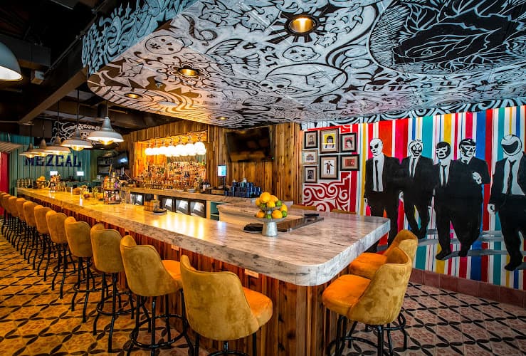 Broken English Taco Pub