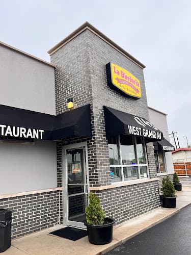 La Birrieria Restaurant