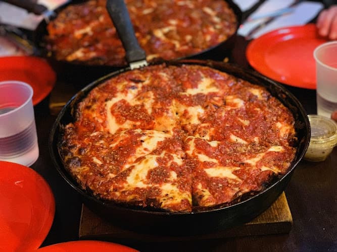Pequod's Pizza