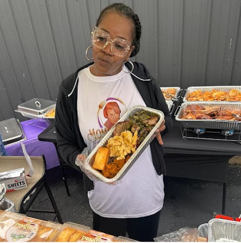 Momma Dee's Soul Food & Catering