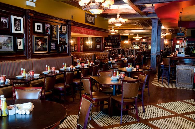 Wilde Irish Bar & Restaurant