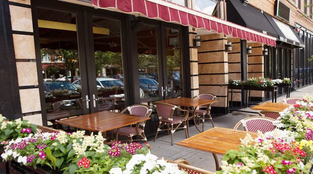 Nia Restaurant & Wine Bar