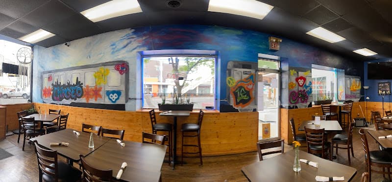 Le Cafe Station Grill