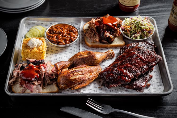 Smoke Daddy BBQ - Wrigleyville