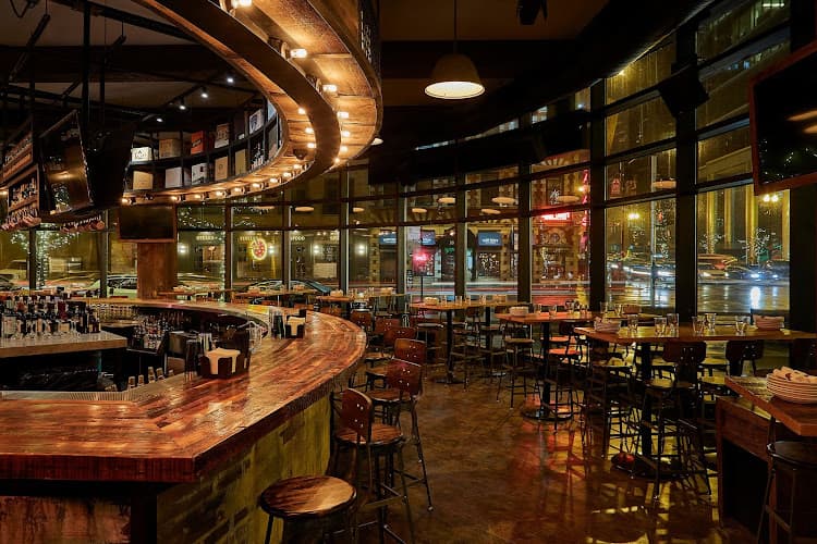 Parlor Pizza Bar River North