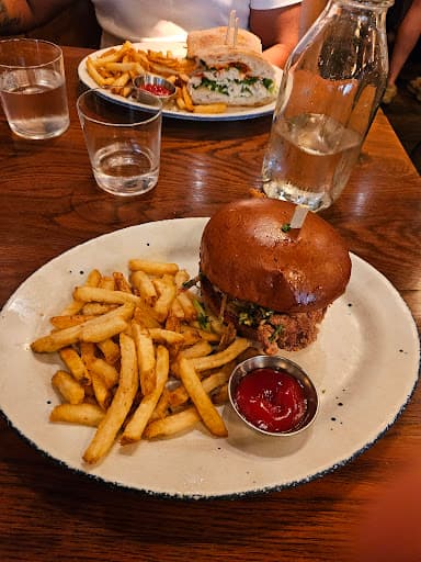 Review photo by Franklin Martinez
