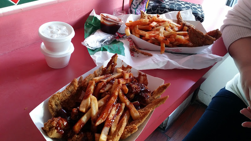 Harold's Chicken Shack #36 (Wicker Park)