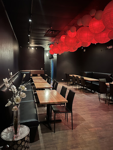 AMORE Sushi House